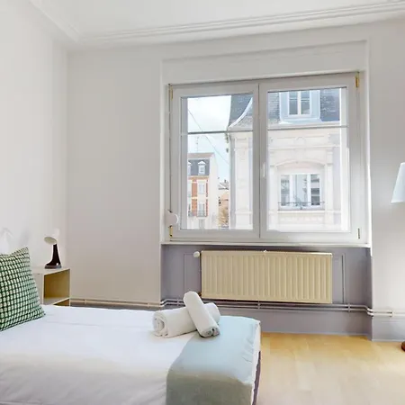 アパート Rue Du Chene ミュルーズ